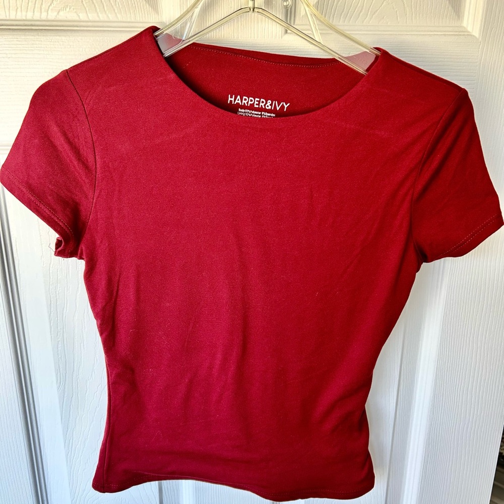 Harper and Ivy Burgundy Red Short Sleeve Stretchy Tee
